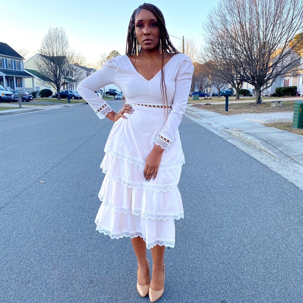 😍 Apricot long sleeve midi dress 😍